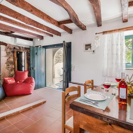 Ellen T House Vakantiehuis *